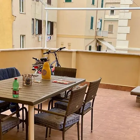 Casa La Fanciulla D'anzio - Centro A Un Passo Dal Mare Apartman Anzio
